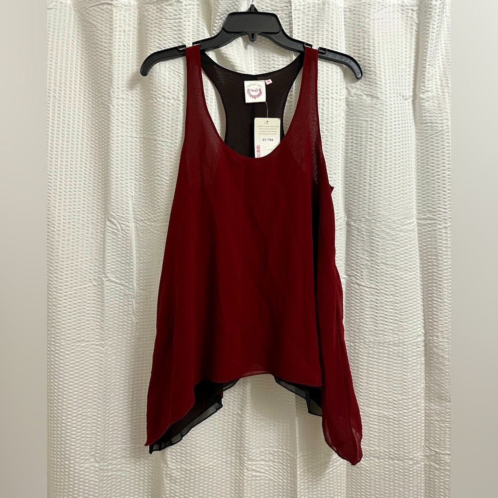 NWT Fashion Spy Varsity Razorback Top